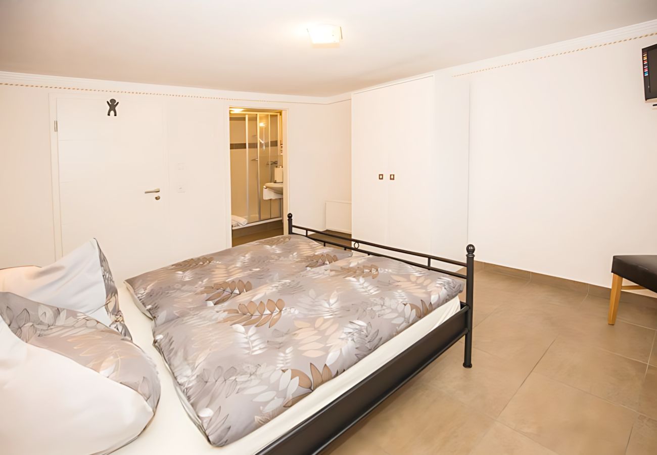 Ferienwohnung in Neukirchen am Großvenediger - 7_HGG_Nicki & Angelina